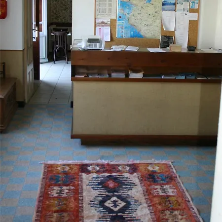 Otel Du Marche